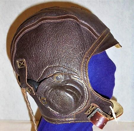 U.S.Navy NAF 1092 helmet.