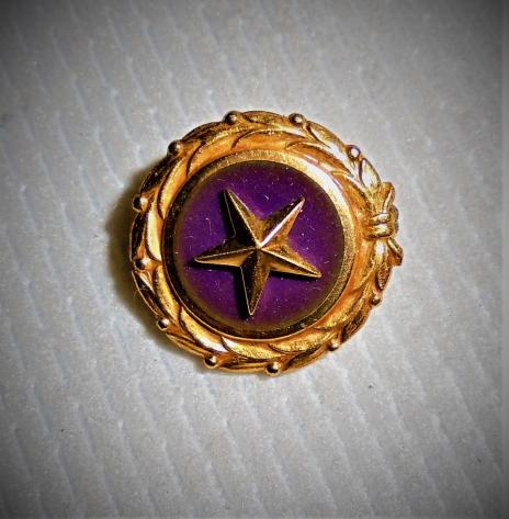 WWII Purple Heart Next of Kin Pin