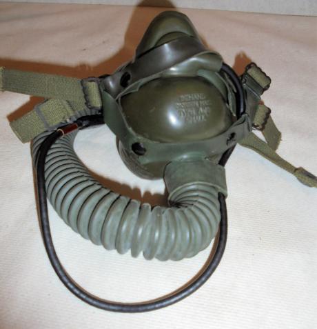 USAF A-14 oxygen mask.