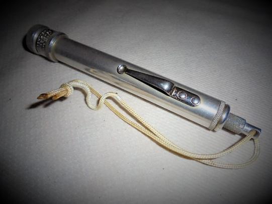 US Pilots flashlight No-6