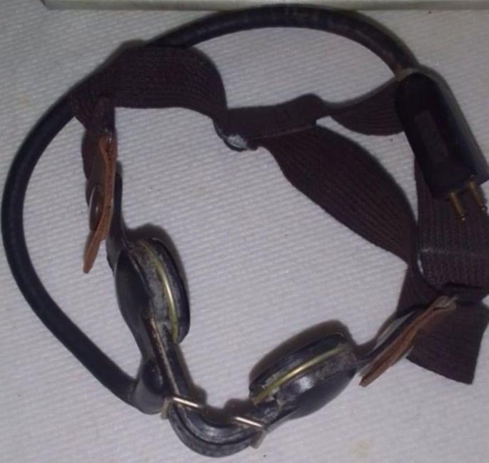 USAAF Throat mic & neck strap T-30.S